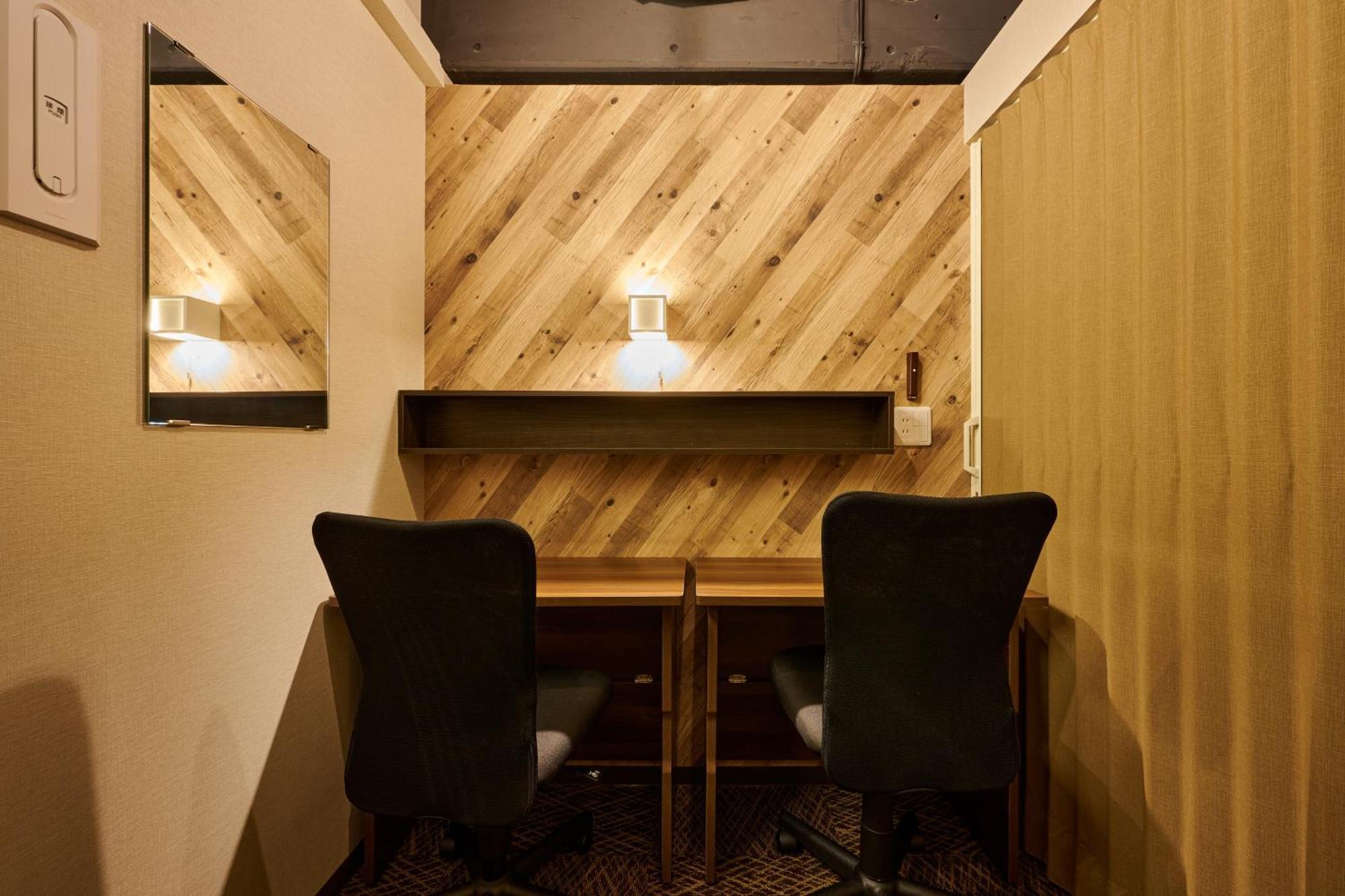 Capsule Hotel Continue Nijojokita Kyoto Exterior photo