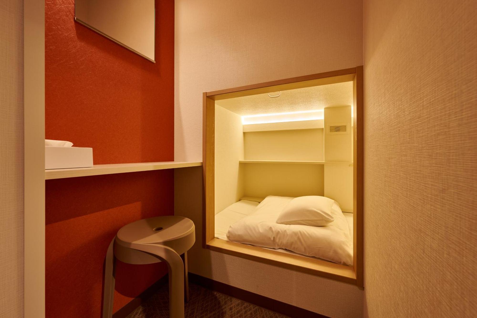 Capsule Hotel Continue Nijojokita Kyoto Exterior photo