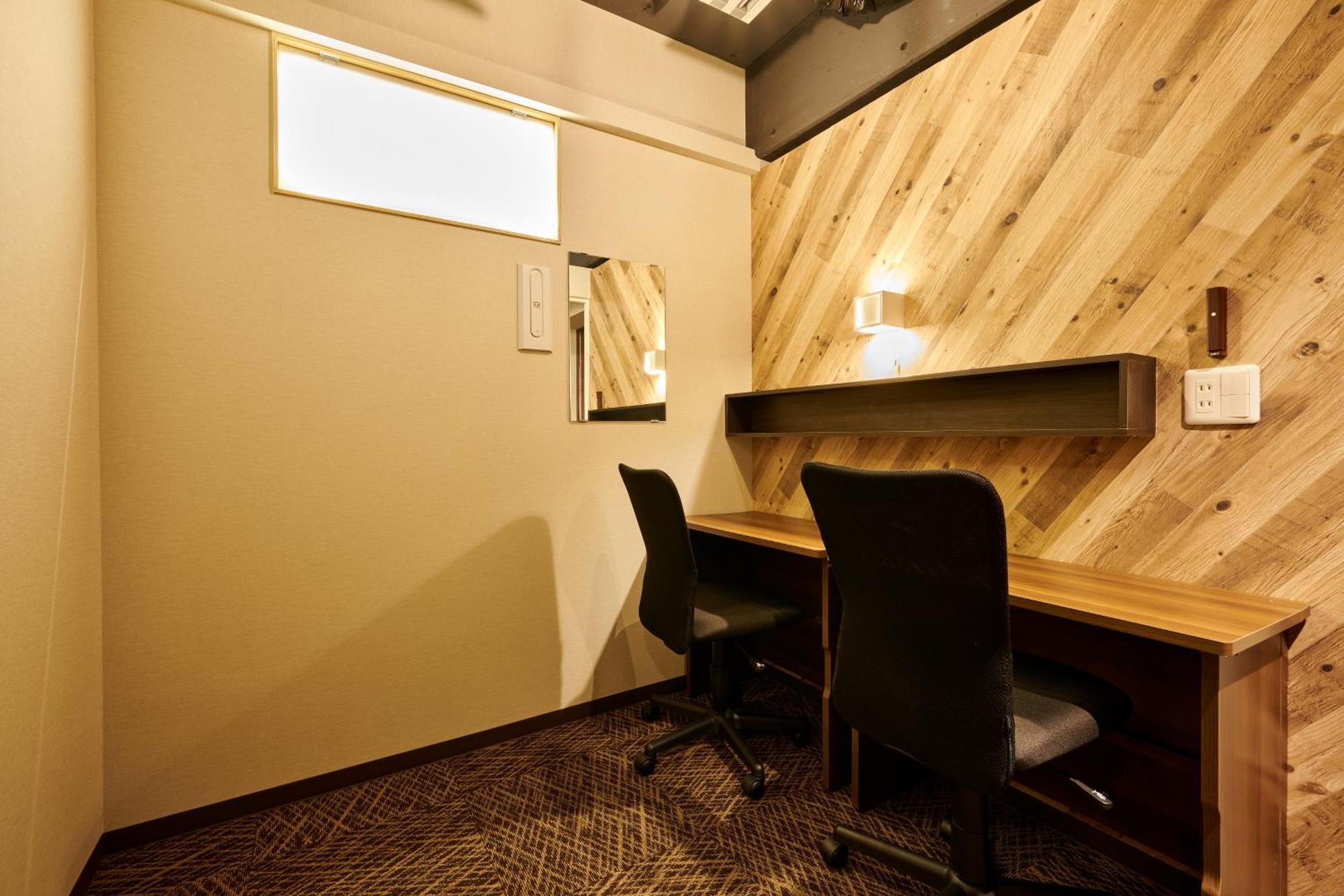 Capsule Hotel Continue Nijojokita Kyoto Exterior photo