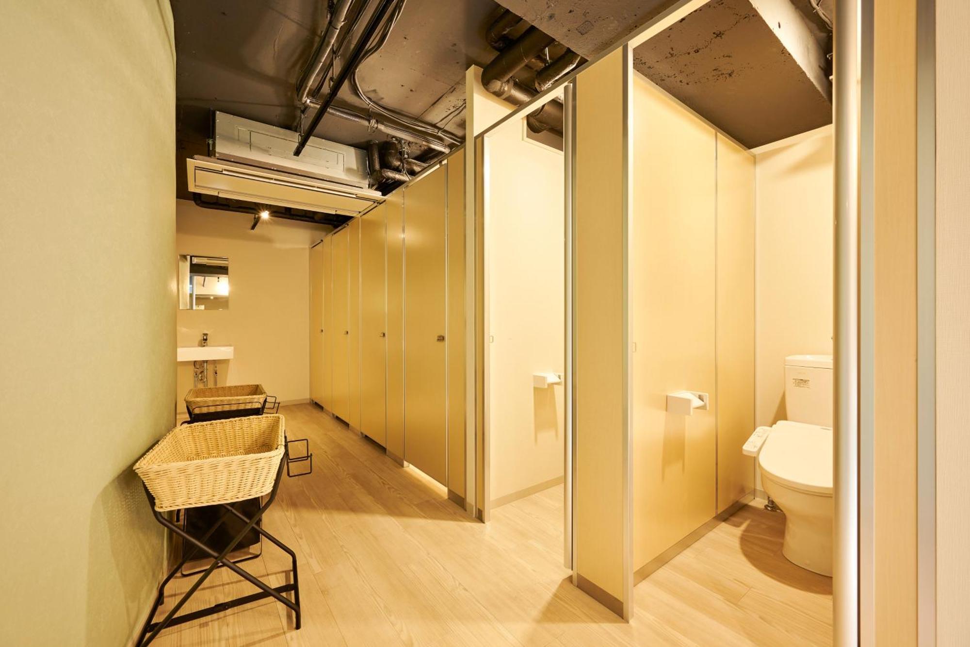 Capsule Hotel Continue Nijojokita Kyoto Exterior photo
